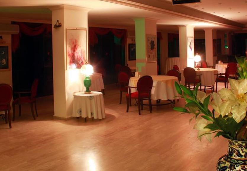 Verano Beach Hotel İçmeler Esterno foto
